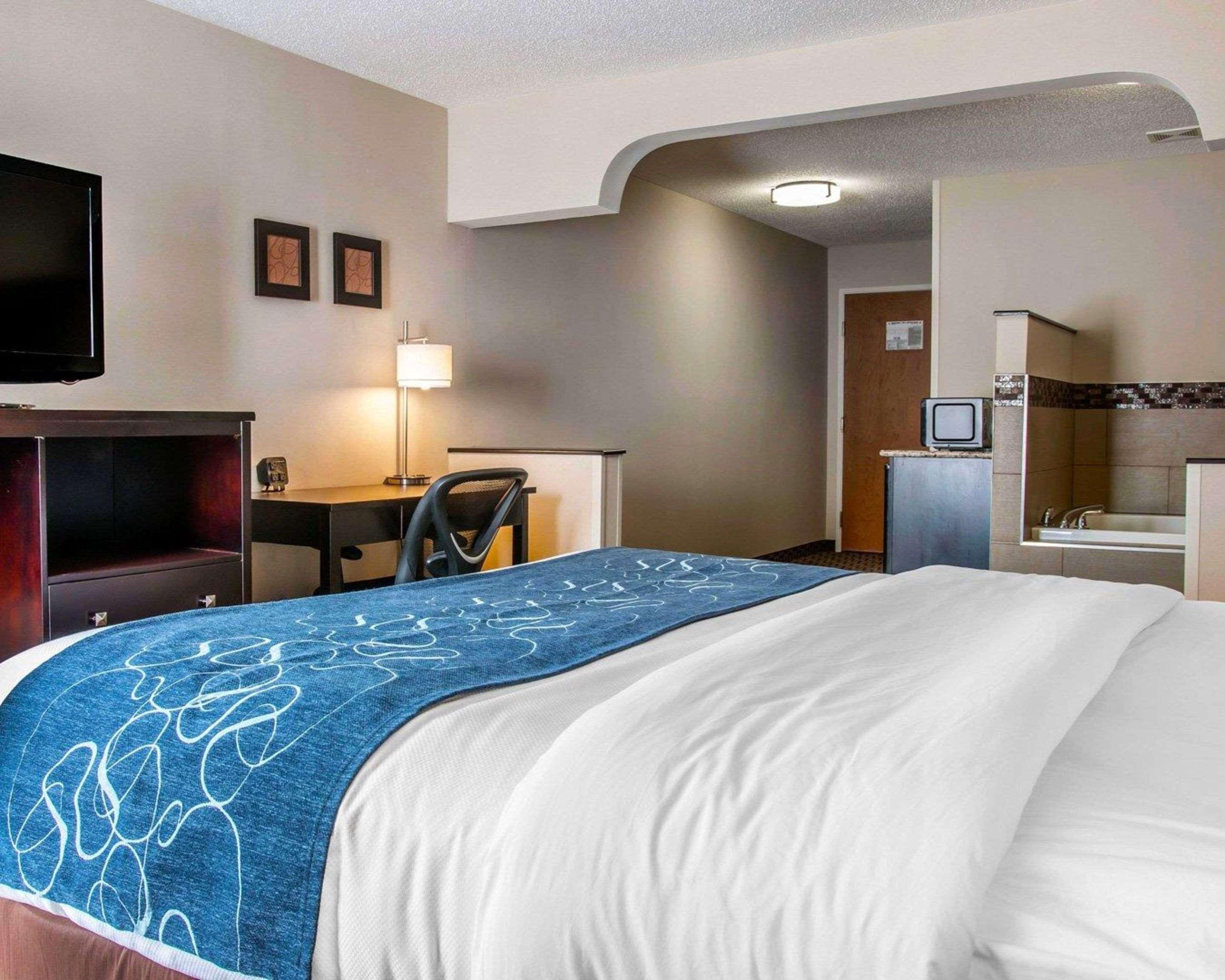 Comfort Suites Benton Harbor - St Joseph Eksteriør bilde