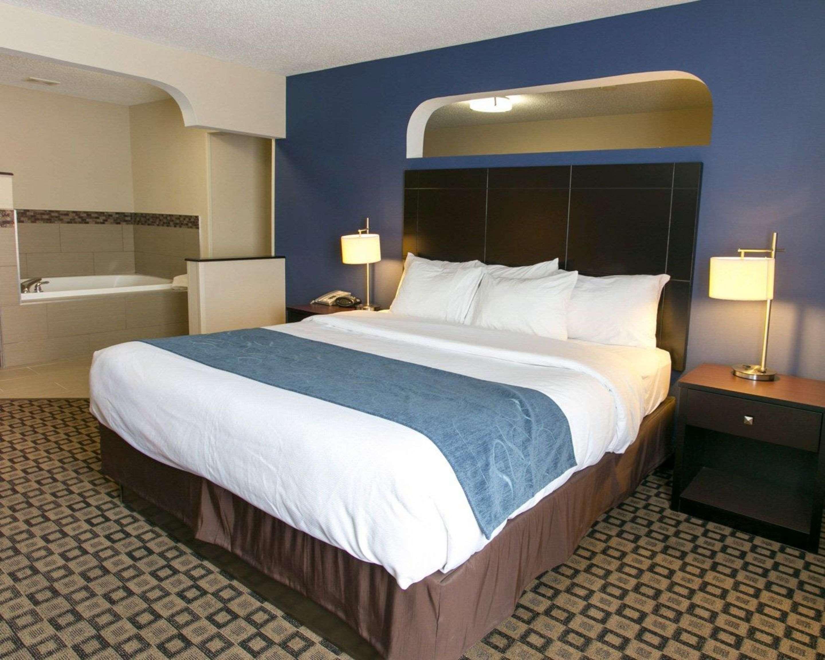 Comfort Suites Benton Harbor - St Joseph Eksteriør bilde